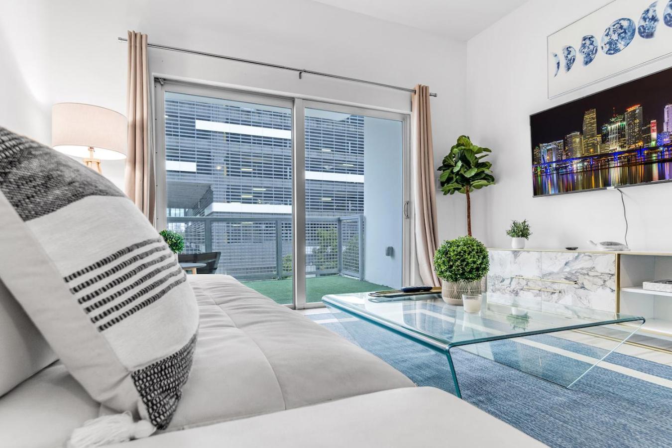 Lovely Unit Mins From Wynwood With Free Parking Майами Экстерьер фото